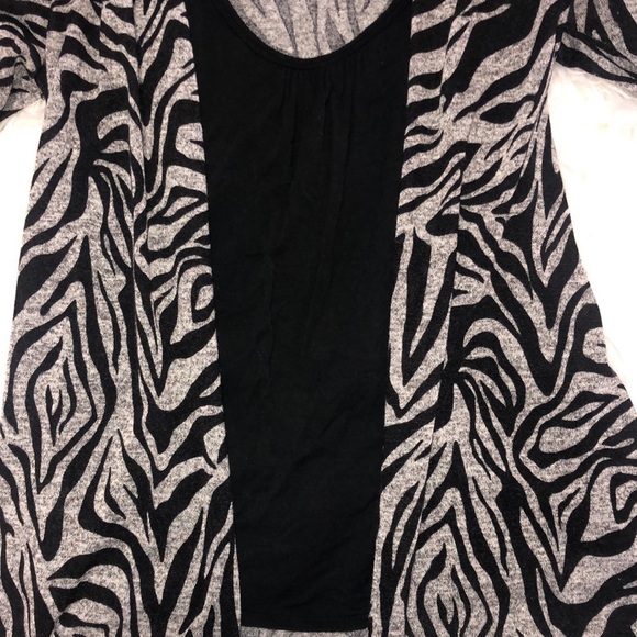 Heart Soul Shirt SZ XS Zebra Print Tank Plus Cover All In One 3/4 Length Sleeves - Picture 2 of 6